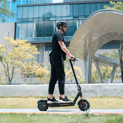 iScooter | i10Plus 800W Motor E Scooter Foldable with 10" Pneumatic Tires